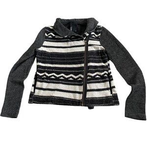 Black letter t-shirt blazer